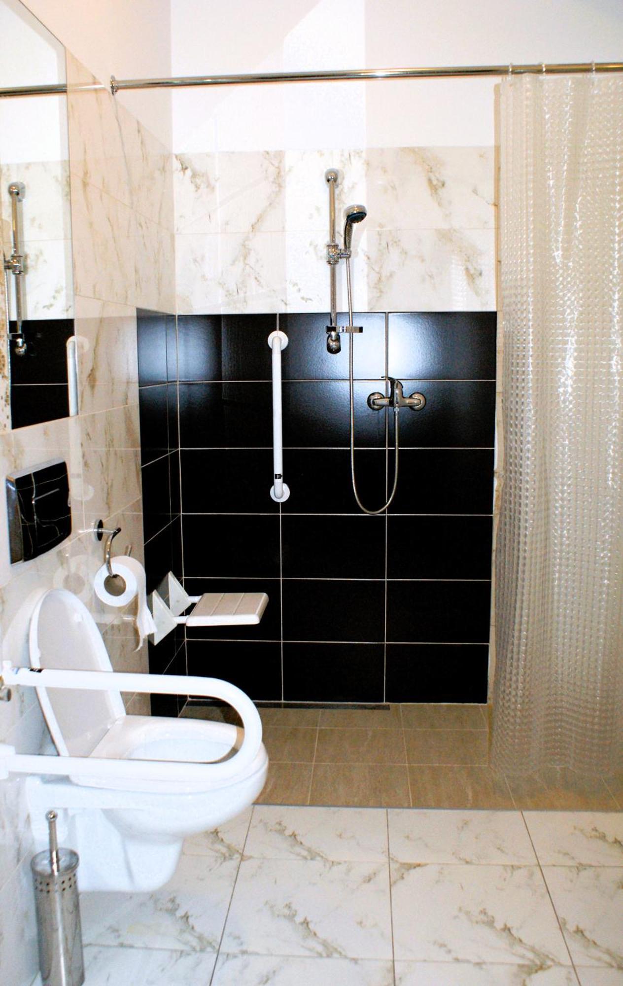 Palac Kobylin Ngoại thất bức ảnh
