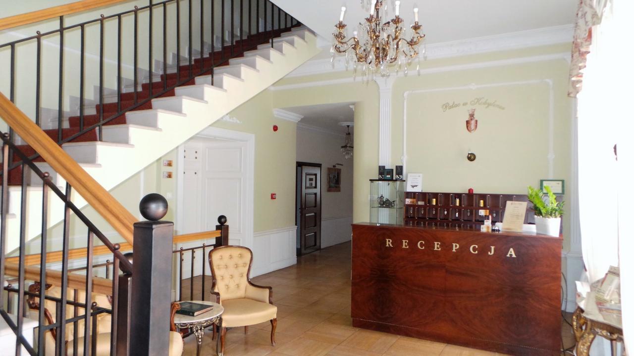 Palac Kobylin Ngoại thất bức ảnh